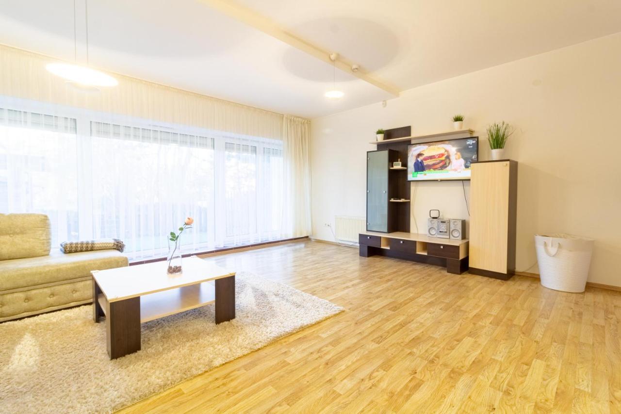 Apartment Heart Of Palanga Exterior foto
